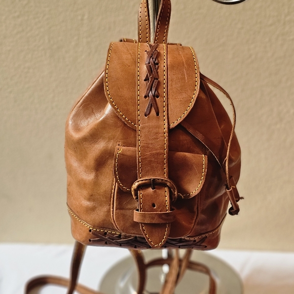 Vintage GENUINE leather backpack - Picture 11 of 12